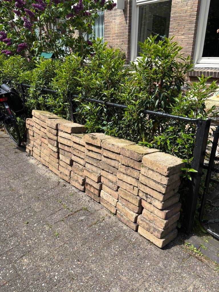 Gratis tuintegels licht beige, Tuin en Terras, Tegels en Klinkers, Ophalen, Zo goed als nieuw, Beton, Terrastegels