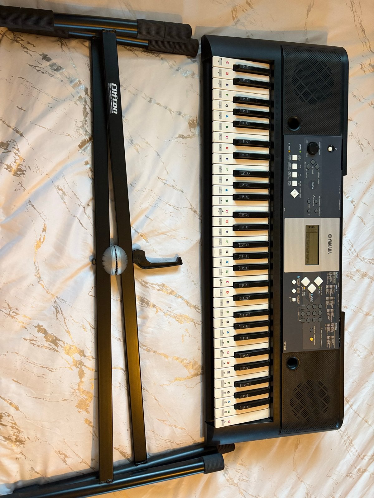 Yamaha YPT-220 keyboard met standaard, Ophalen, Yamaha, Met standaard, 61 toetsen