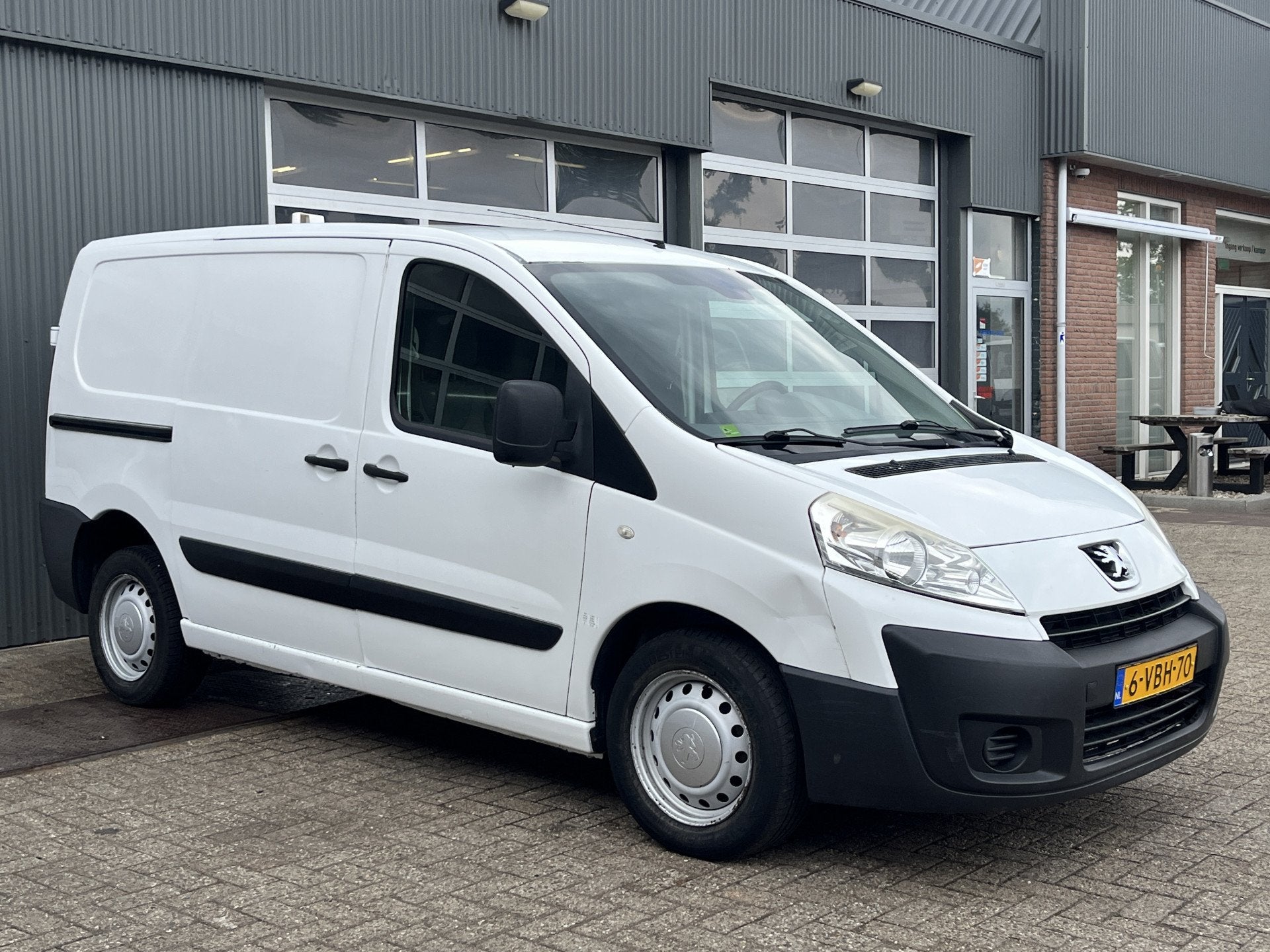 Peugeot Expert 229 1.6 HDI L1H1 Airco Schuifdeur Trekhaak 14, Auto's, Bestelauto's, Startonderbreker, Stof, Gebruikt, Zwart