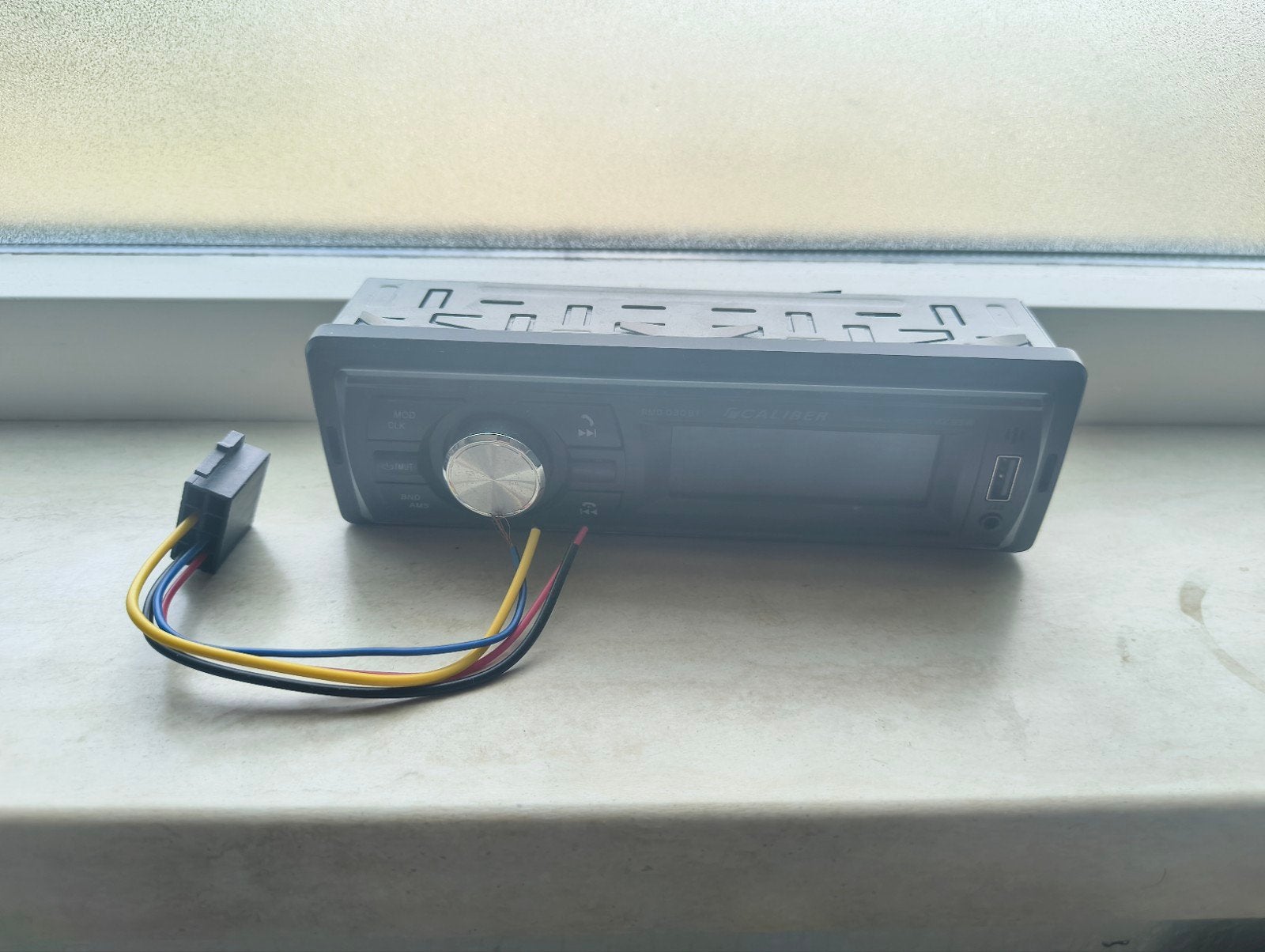 Caliber autoradio, Auto diversen, Autoradio's, Ophalen of Verzenden, Zo goed als nieuw