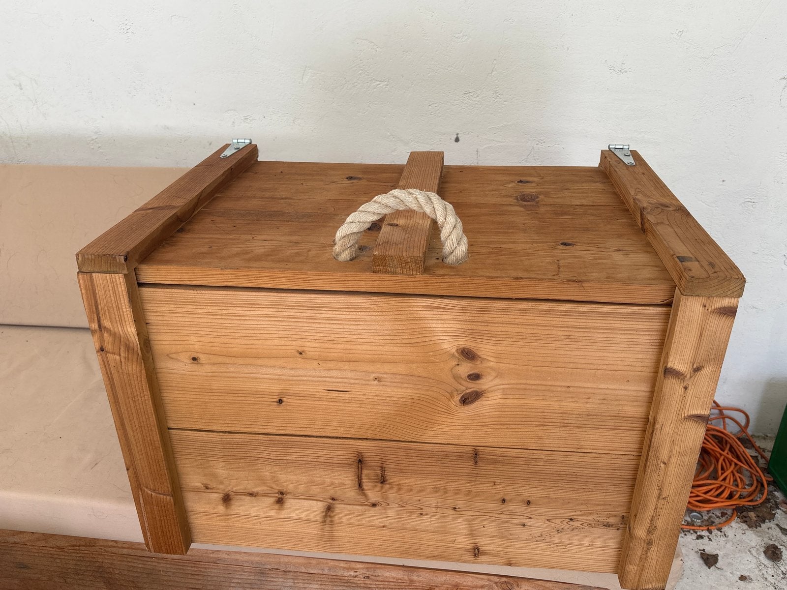 Houten opbergkist met touwgreep, Huis en Inrichting, Woonaccessoires | Kisten, Minder dan 50 cm, 50 tot 100 cm, 50 tot 75 cm, Ophalen of Verzenden