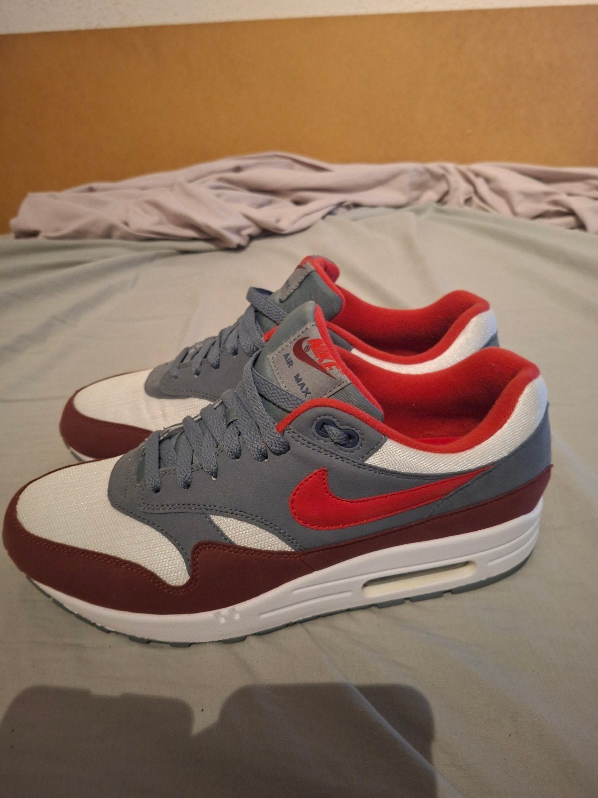 Nike air max 1 maat 44, Ophalen of Verzenden, Zo goed als nieuw, Overige kleuren