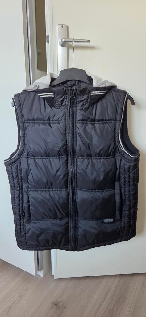 Bodywarmer met capuchon zwart maat M, Ophalen of Verzenden, Zo goed als nieuw, Maat 48/50 (M), Zwart