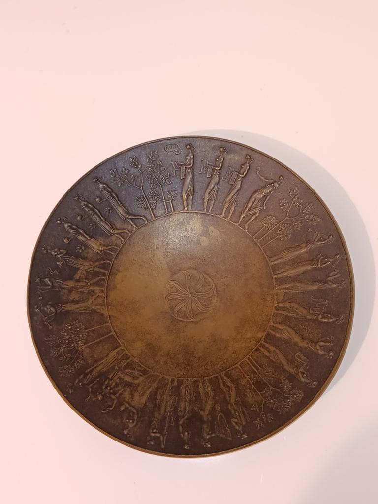 Bronzen reliefbord van Fritz Nuss 1948, gesigneerd, Antiek en Kunst, Ophalen