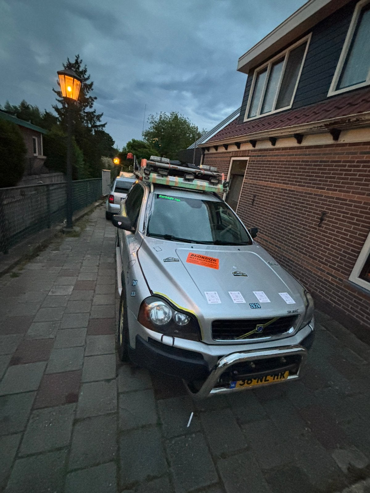 Volvo XC90 2.5 T Geartronic 2003 Grijs Carbagerun, 7 stoelen, 2521 cc, Origineel Nederlands, Vierwielaandrijving