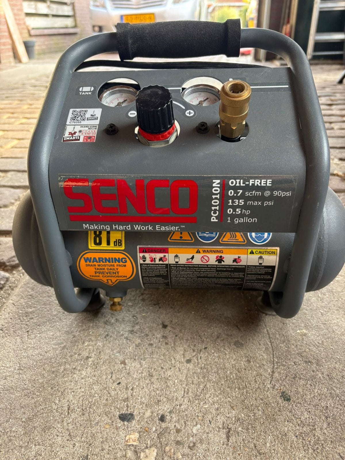 Senco PC1010N Olievrije Compressor - Zo goed als nieuw, 6 tot 10 bar, Ophalen of Verzenden, Zo goed als nieuw, Minder dan 200 liter/min