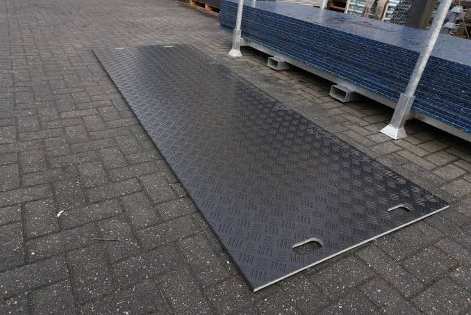Rijplaten 3 x 1 meter – snelle bezorging mogelijk, Ophalen, Zo goed als nieuw, Nvt, Nvt