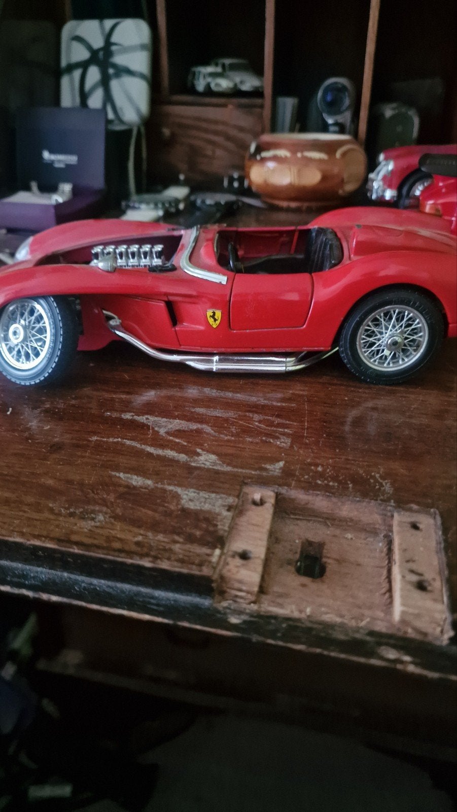 Ferrari burago slechte staat opknapper 1/18, Benzine, Gebruikt, Ophalen of Verzenden, Auto onroad