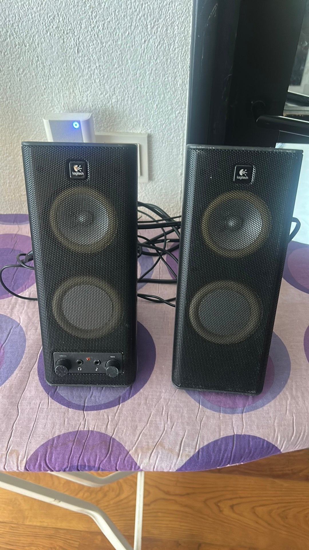 Logitech computer boxjes, Computers en Software, Pc speakers, Ophalen, Gebruikt