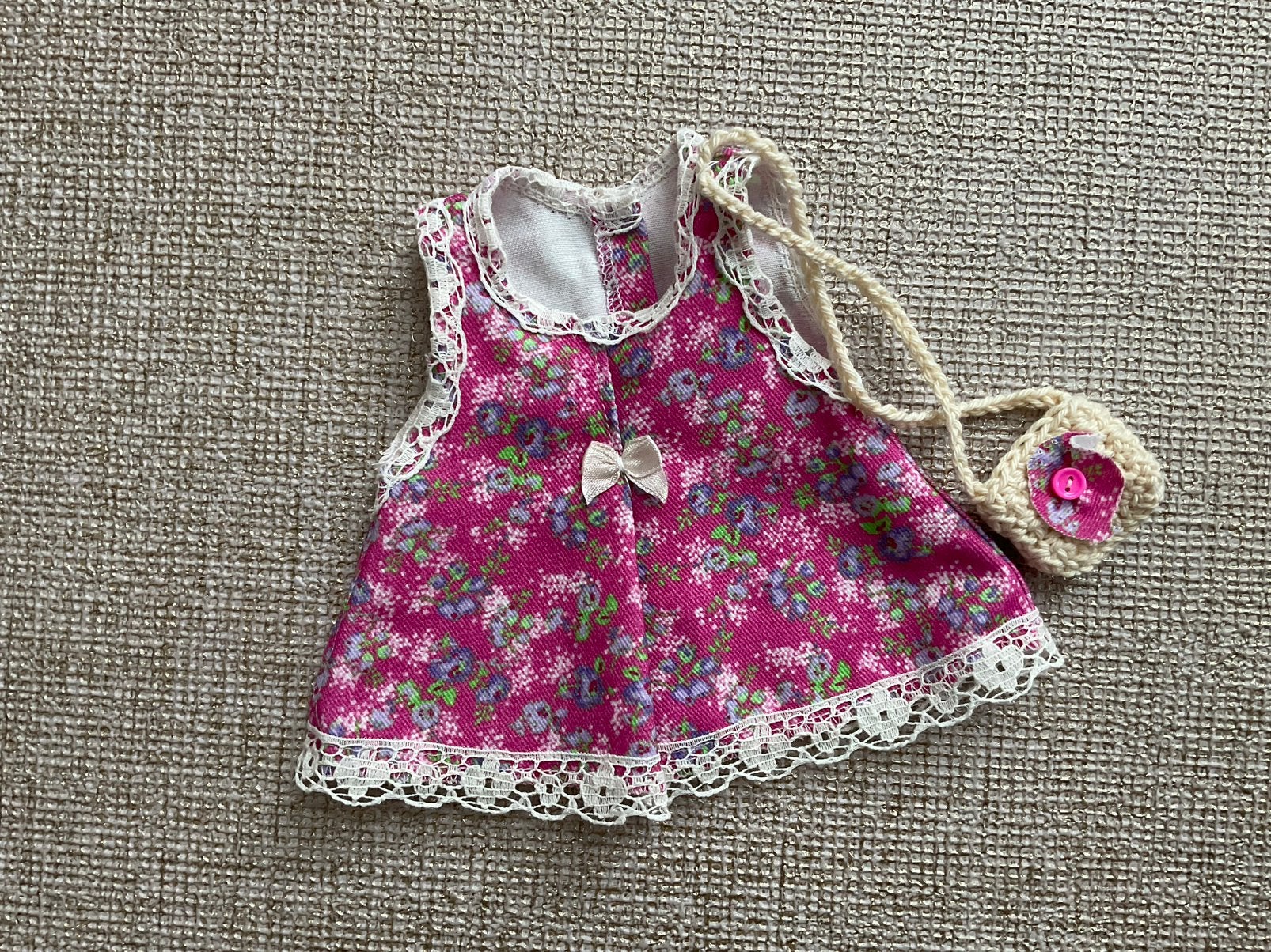Katoen poppen/ beren jurkje met tasje voor beertje tot 25 cm, Verzenden, Nieuw, Overige typen