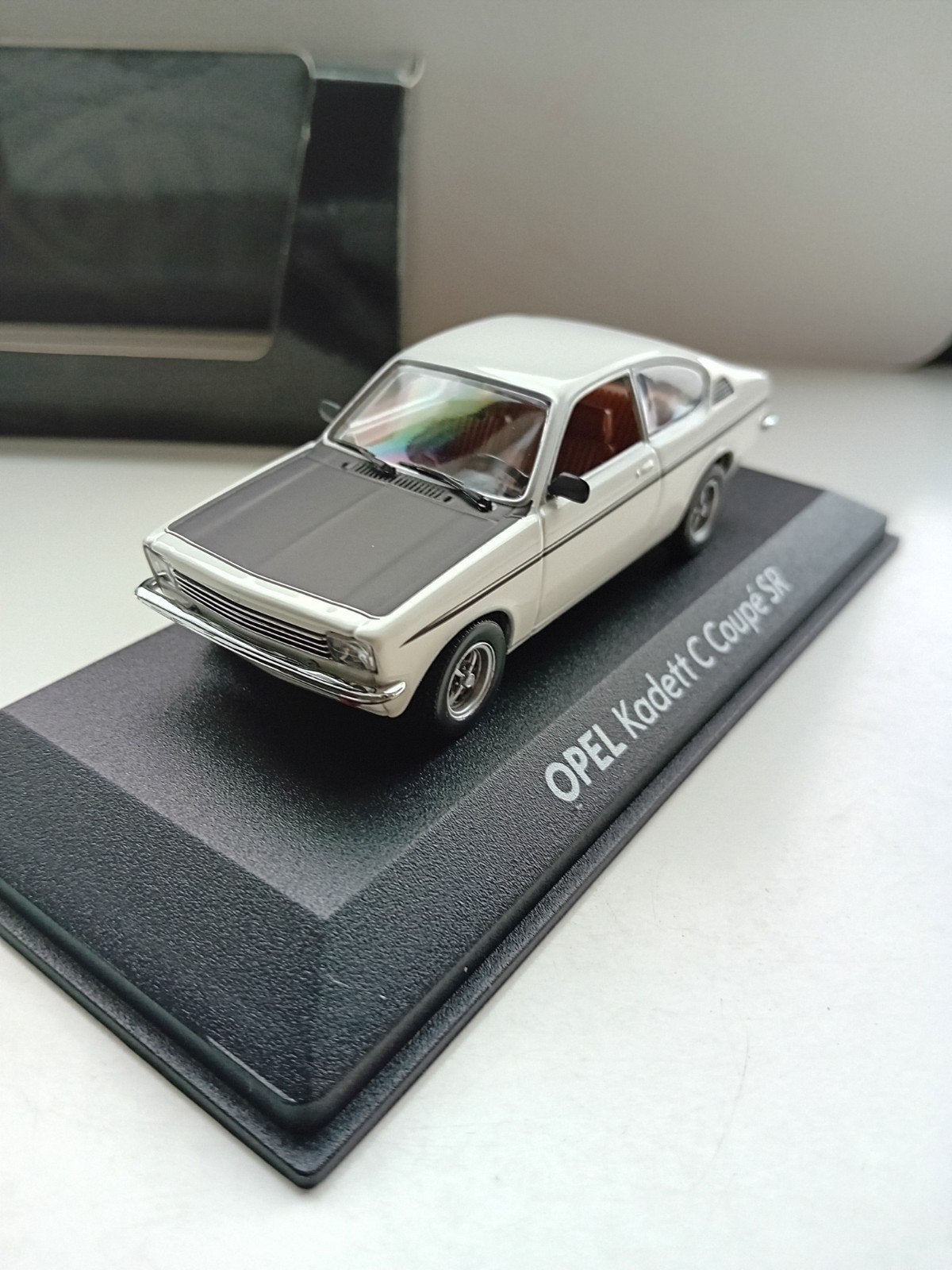 Minichamps Opel kadett C1 Coupe  SR, Hobby en Vrije tijd, Modelauto's | 1:43, Ophalen of Verzenden, Zo goed als nieuw, Auto, MiniChamps