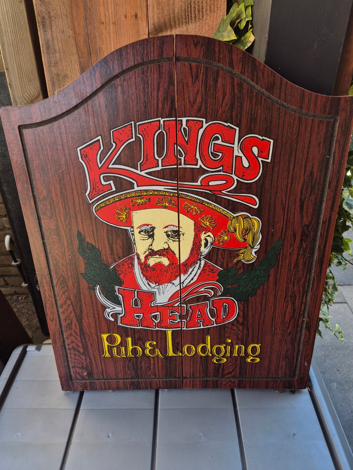 Vintage Kings Head Dartbordkast - Pub & Lodging, Sport en Fitness, Darts, Ophalen, Gebruikt, Overige typen