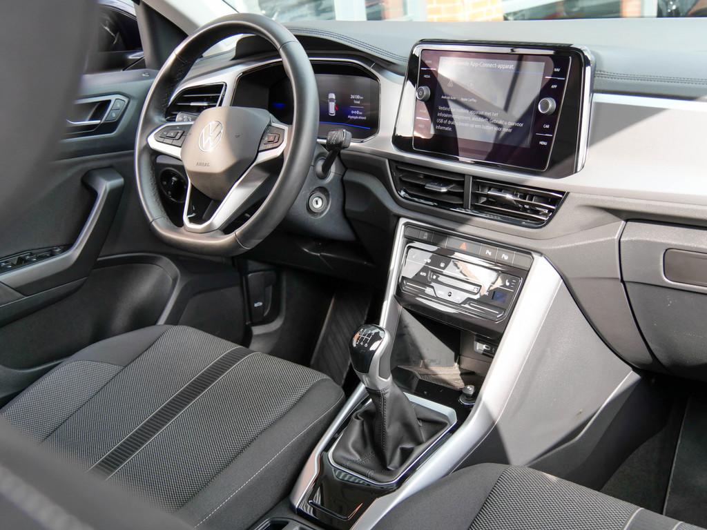 Volkswagen T-Roc 1.0 TSI Life Edition | APPLE CARPLAY / ANDR, Voorwielaandrijving, 12 maanden, Stof, Gebruikt