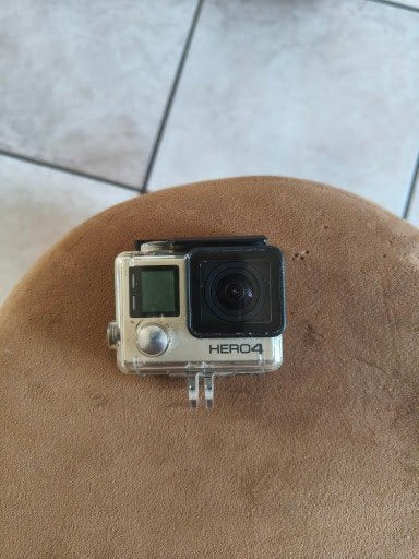 Go Pro 4 Good Condition  Inclusief waterdichte behuizing, Ophalen, Canon, 20x of meer, Zo goed als nieuw