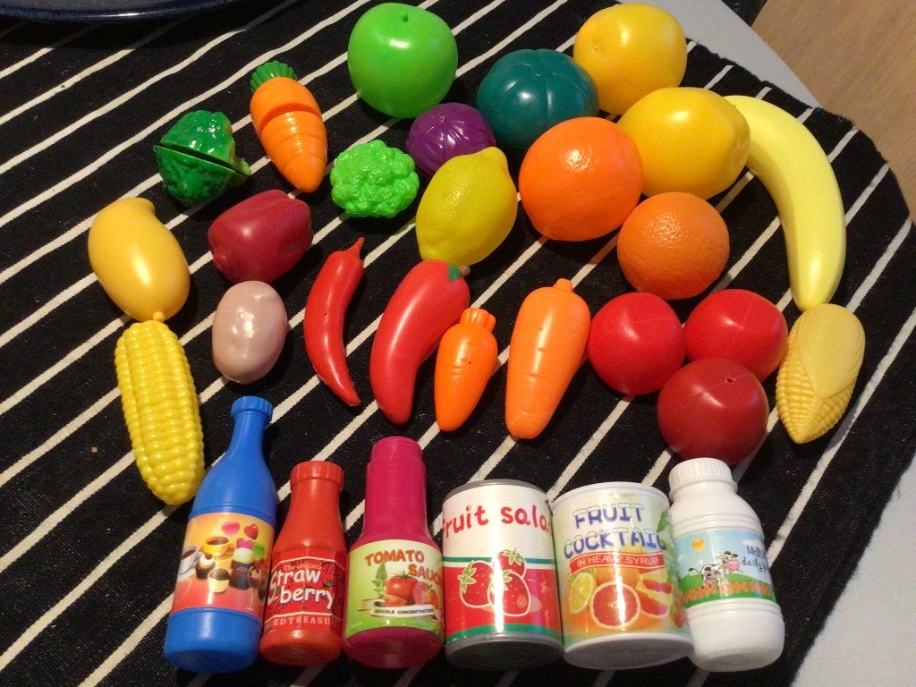 speelgoed groente en fruit en meer, etenswaren., Ophalen, Gebruikt, Kunststof, Speelkeuken-accessoire