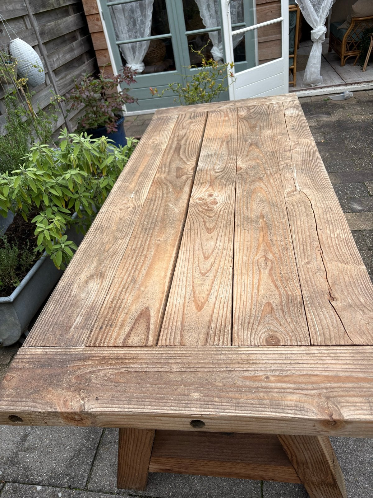 Robuuste houten buitentafel - Perfect voor uw tuin!, Ophalen, Gebruikt, Rechthoekig, Hout