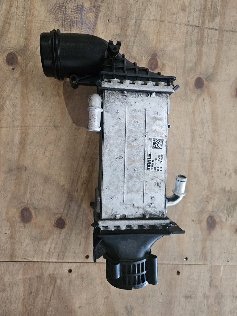 Org VAG Intercooler 1.5 TSI Evo MAHLE | 04E145785 | GV020003, Seat, Nieuw, Ophalen of Verzenden, Vw
