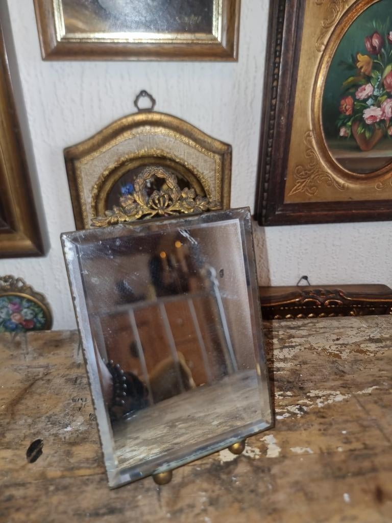 Klein oud frans spiegeltje met kuif, Antiek en Kunst, Curiosa en Brocante, Ophalen of Verzenden