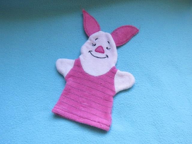 Handpop Knorretje badstof (Winnie de Poeh, Piglet), Ophalen of Verzenden, Winnie de Poeh of vrienden, Zo goed als nieuw, Knuffel