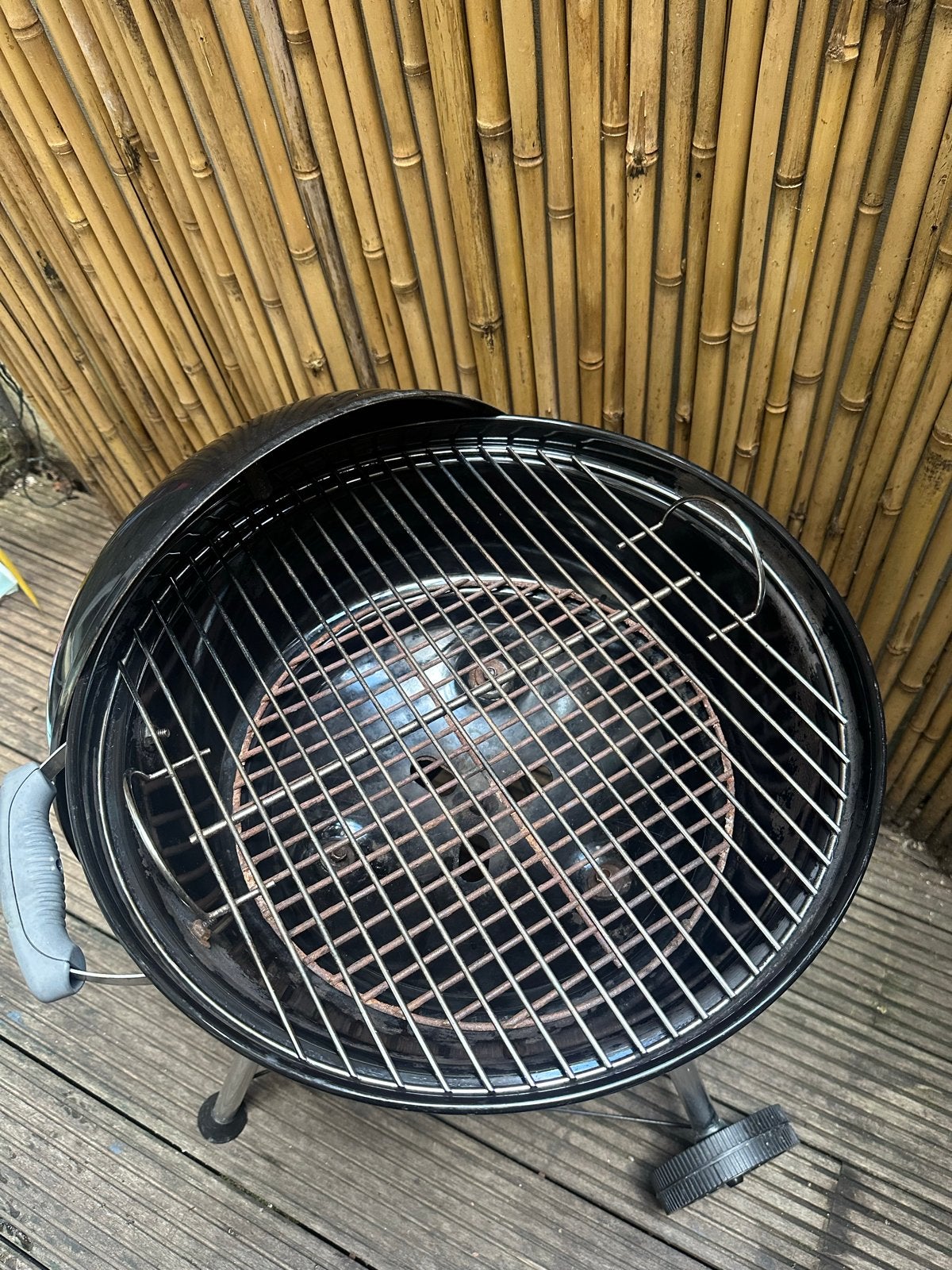 Weber Compact Kettle BBQ 47cm met accessoires, Ophalen, Gebruikt