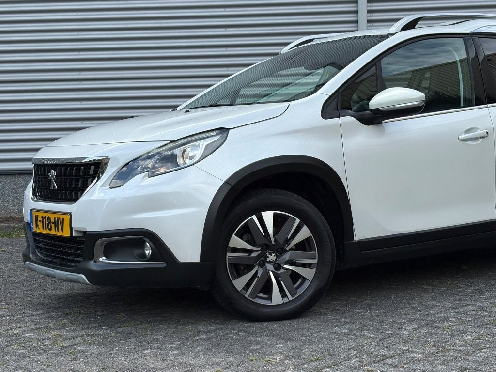 Foto 3 van Peugeot 2008 1.2 PureTech Allure Distributie V.V AUTOMAAT Xe