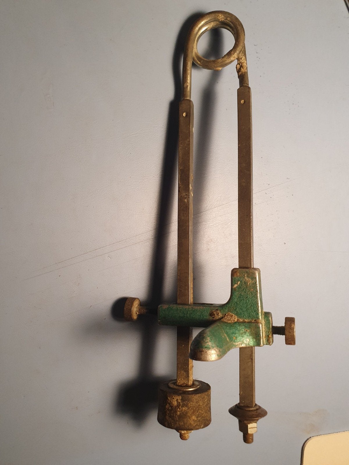 Vintage Tegelsnijder - Gietijzeren Constructie, Antiek en Kunst, Ophalen of Verzenden