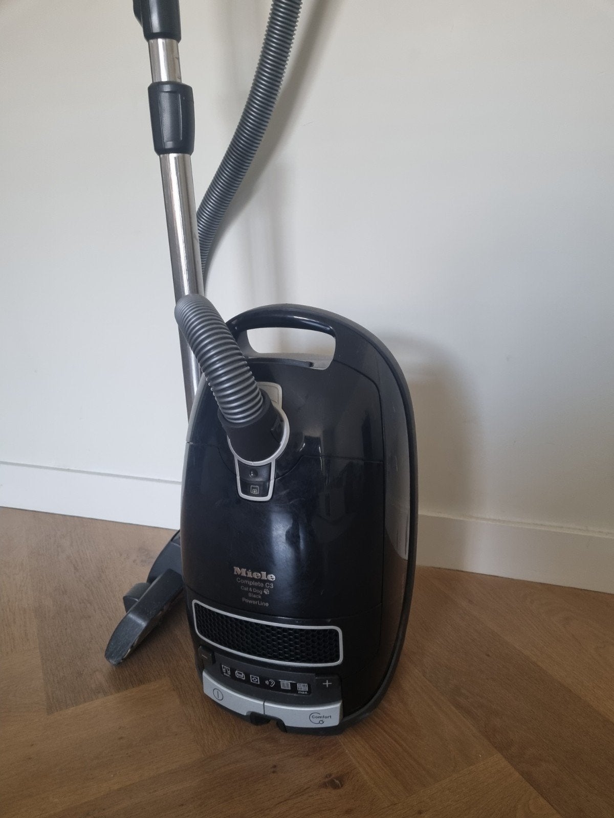 Miele Complete C3 Cat & Dog Black PowerLine Stofzuiger, Witgoed en Apparatuur, Stofzuigers, Gebruikt, Inclusief accessoires, Miele