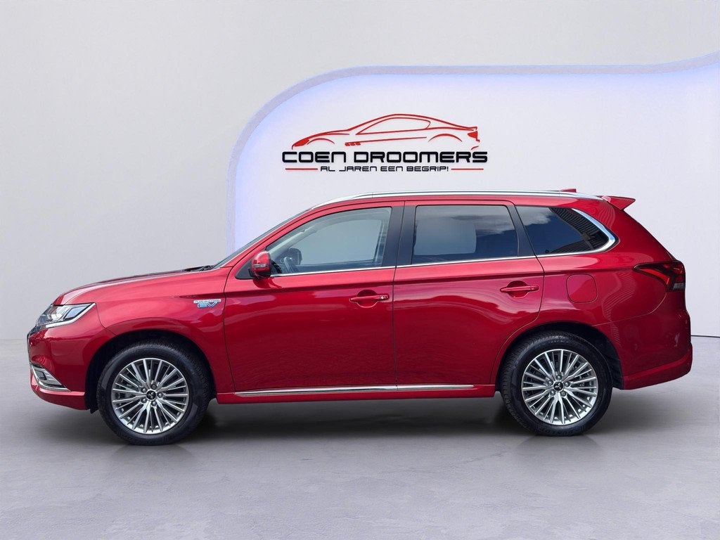 Mitsubishi Outlander 2.4 PHEV Intense+ /Apple Carplay/Schuif, Auto's, Mitsubishi, Automaat, 14 kWh, Euro 6, 4 cilinders