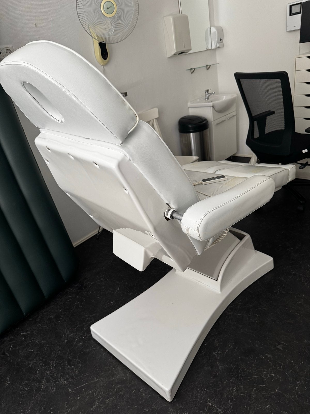 Elektrische behandelstoel / massagestoel, Huis en Inrichting, Ophalen, Gebruikt