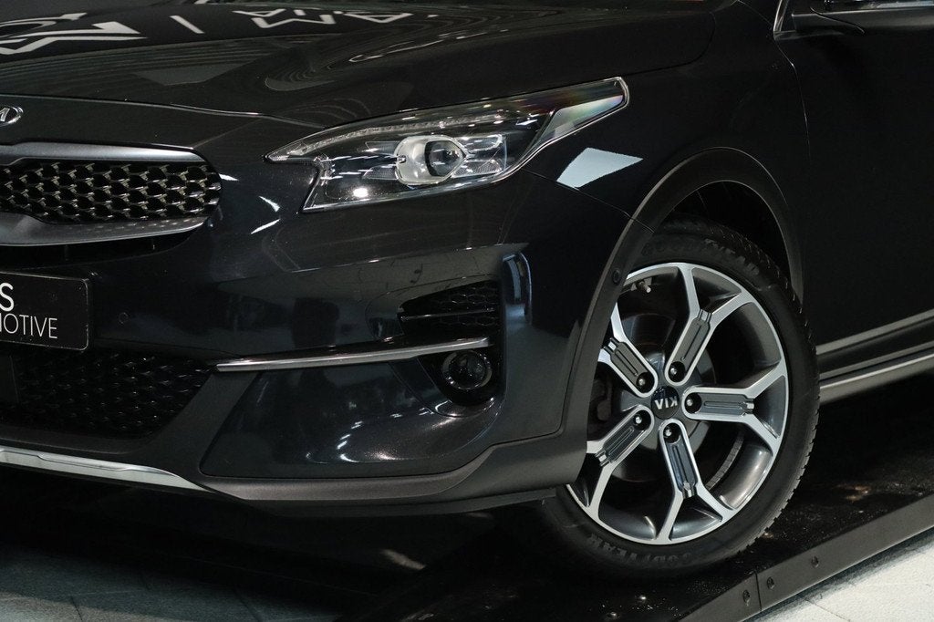Kia XCeed 1.4 T-GDi ExecutiveLine / PANO / MEMORY / LEDER /, XCeed, Zwart, 4 cilinders, Zwart