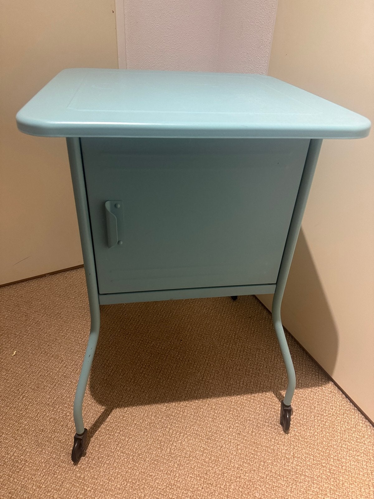 Vintage IKEA VETTRE Kastje - Mintgroen Metaal op Wielen, Minder dan 55 cm, Gebruikt, Metaal of Aluminium, Vierkant