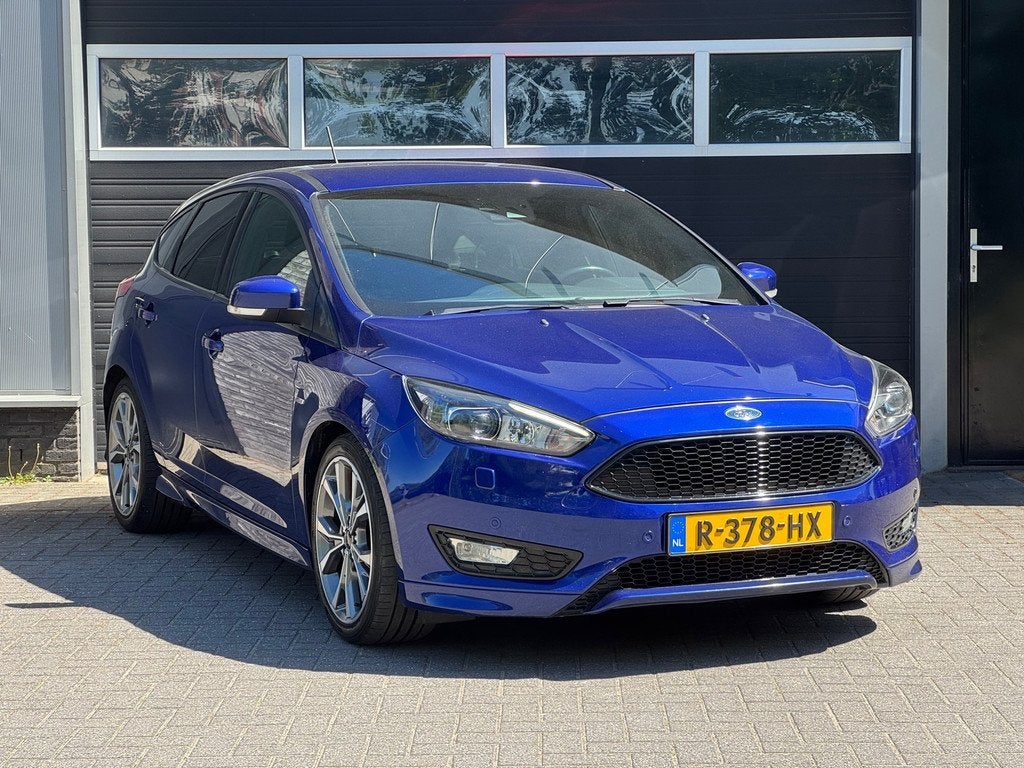 Ford Focus Wagon 1.0 ST Line Navi, Camera, Climate, Cruise,, Auto's, Gebruikt, Euro 6, Blauw, 3 cilinders