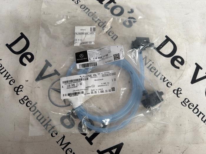 Voetganger Crash sensor van een Mercedes CLA, -, Nieuw, Ophalen of Verzenden, -