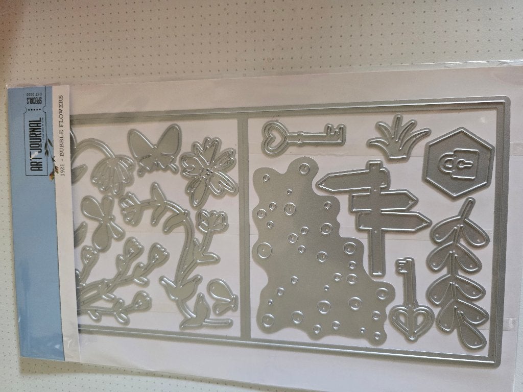 Elisabeth craft design, art journal 1921 Bubble flowers, Ophalen of Verzenden, Nieuw, Frame of Mal, Overige merken