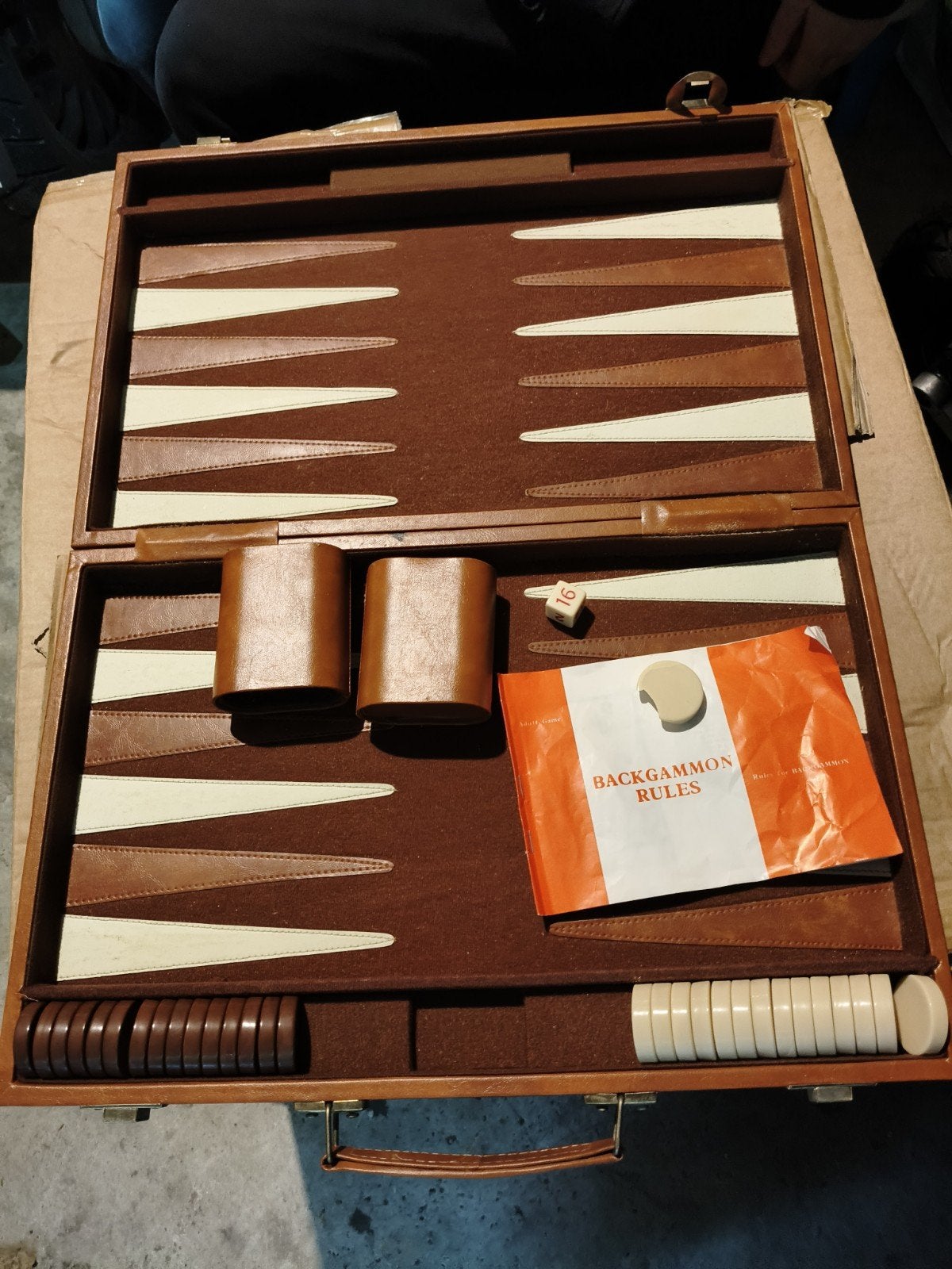 Vintage Backgammon Reisspel - Compleet en in goede staat, Ophalen, Gebruikt, Een of twee spelers, Onbekend
