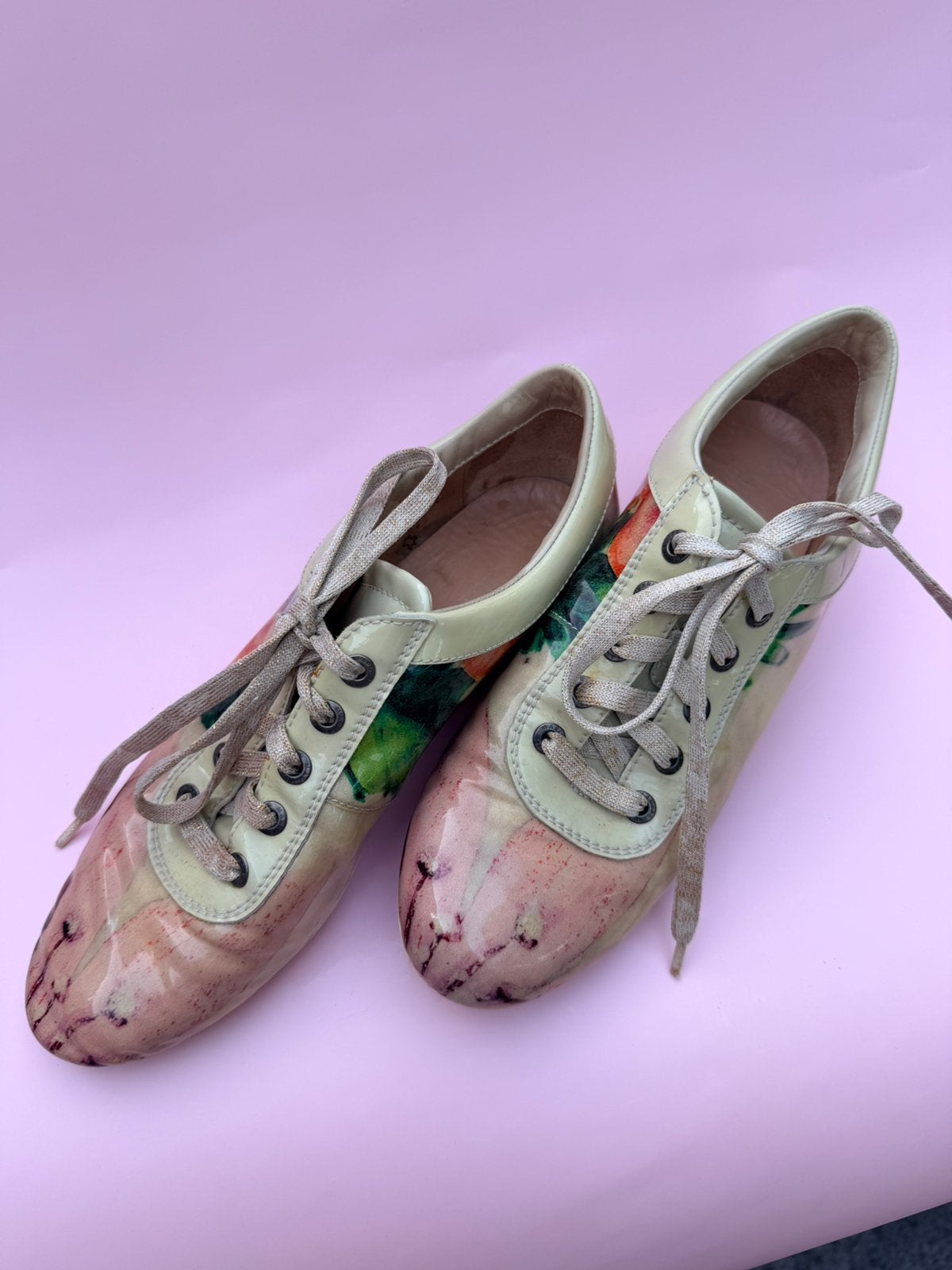 Prachtige Maripé (MRP)lakleren sneakers bloemenprint maat 38, Kleding | Dames, Schoenen, Overige kleuren, Ophalen of Verzenden