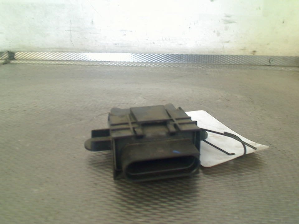 Pdc Sensor Set Seat Leon (KLB) (2020-09/..) 5Q0906093A, Service@seat.de, Seat, Seat Deutschland GmbH, Gebruikt