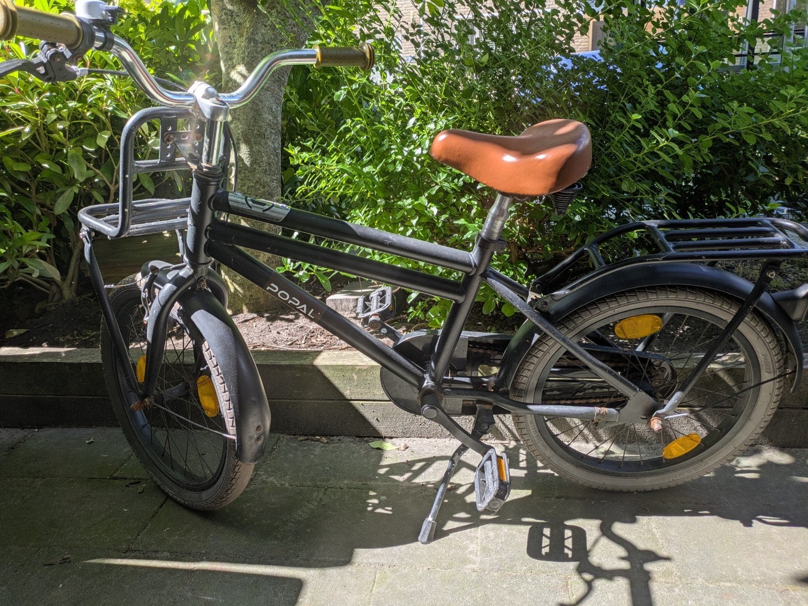 Popal 18 inch jongensfiets met voor- en achterdrager, Fietsen en Brommers, Fietsen | Jongens, Ophalen, Terugtraprem, Gebruikt