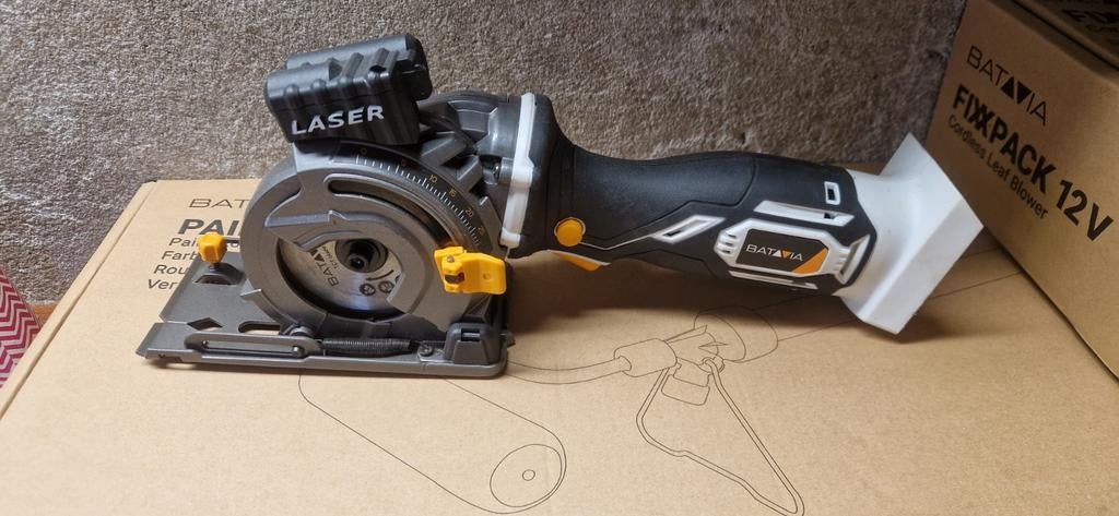 Batavia accu cirkelzaag body, Ophalen, Minder dan 700 watt, Haakse handslijpmachine