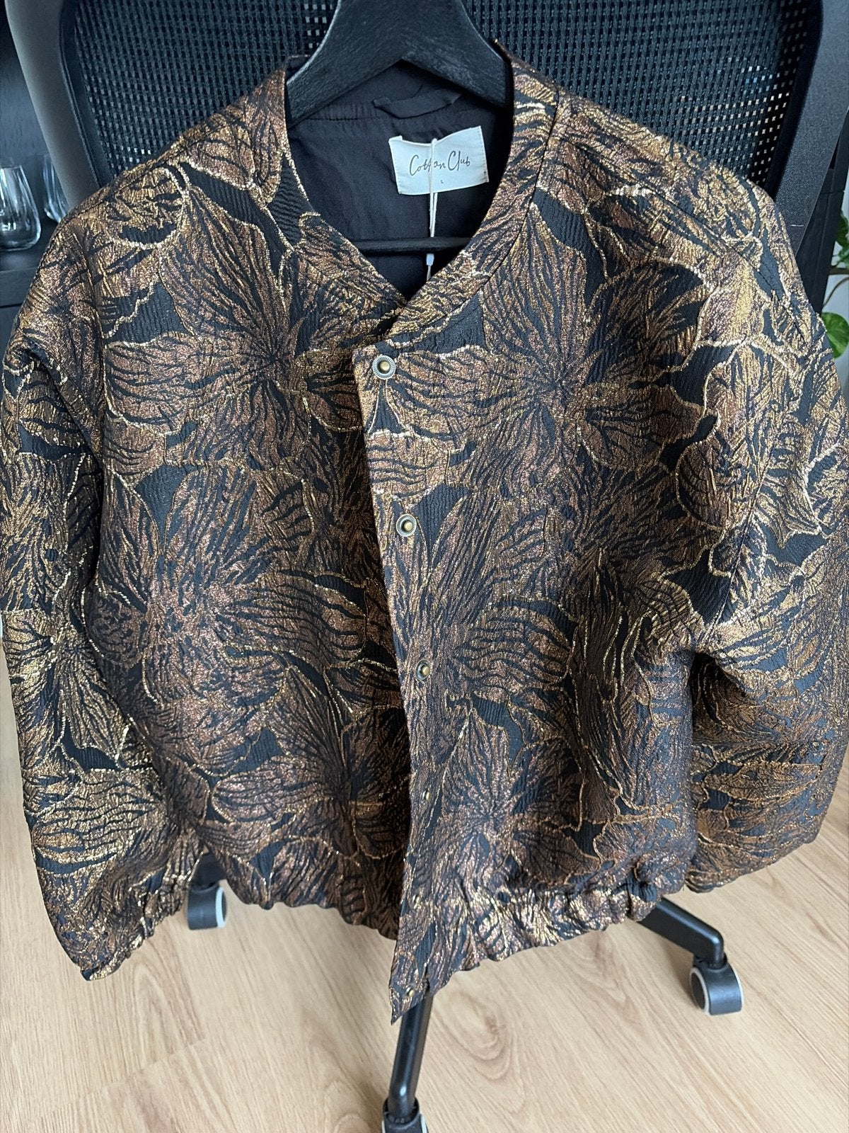 Grote partij kleding, Ophalen