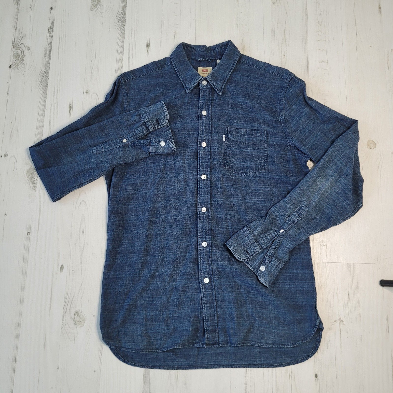 Levi's denim overhemd M donker blauw lange mouwen, Blauw, Zo goed als nieuw, Levi’s, Halswijdte 39/40 (M)