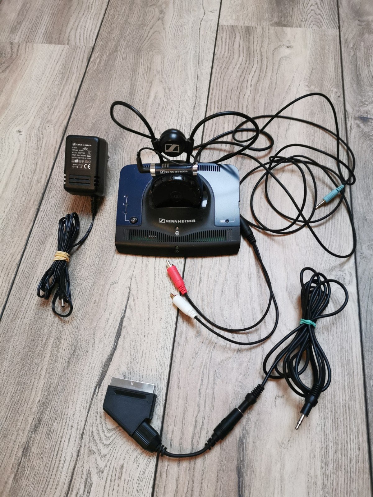 Sennheiser RR 840 / TR 840 draadloze hoofdtelefoon ontvanger, Audio, Tv en Foto, Ophalen of Verzenden
