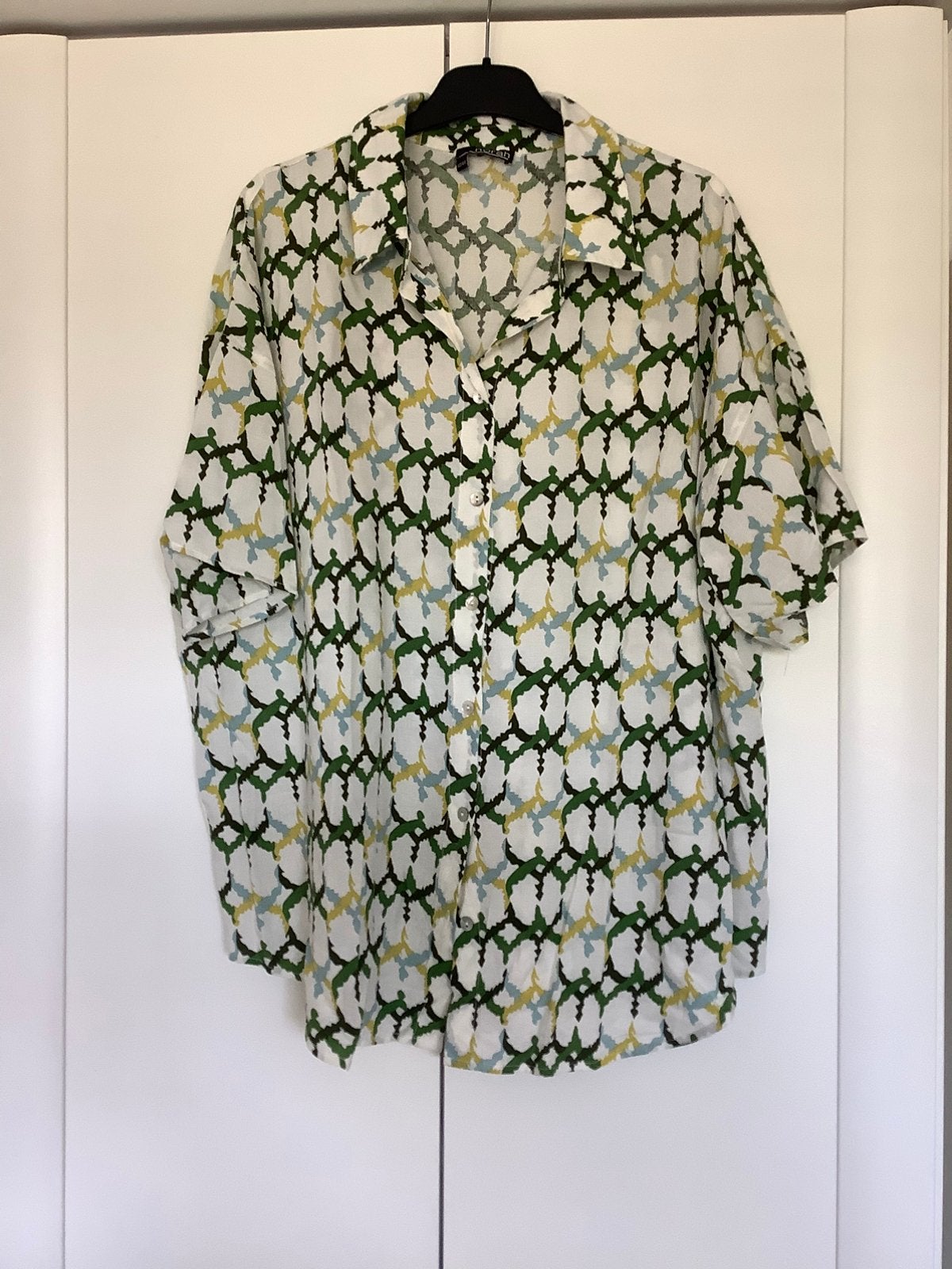 Leuke zomerse blouse maat 42/44, Kleding | Dames, Grote Maten, Ophalen of Verzenden, Zo goed als nieuw, Meerkleurig, Blouse of Tuniek