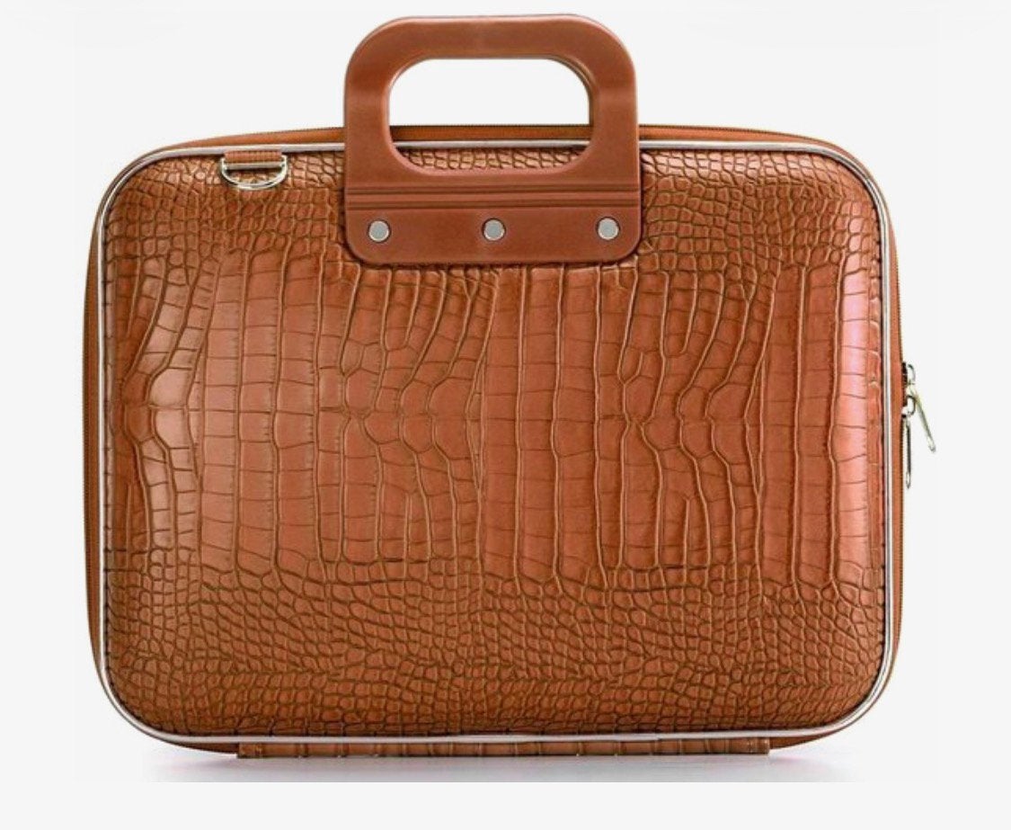 Bombata Laptoptas/cover – Bruin Croco Lederlook, Computers en Software, Laptoptassen, Ophalen, Zo goed als nieuw