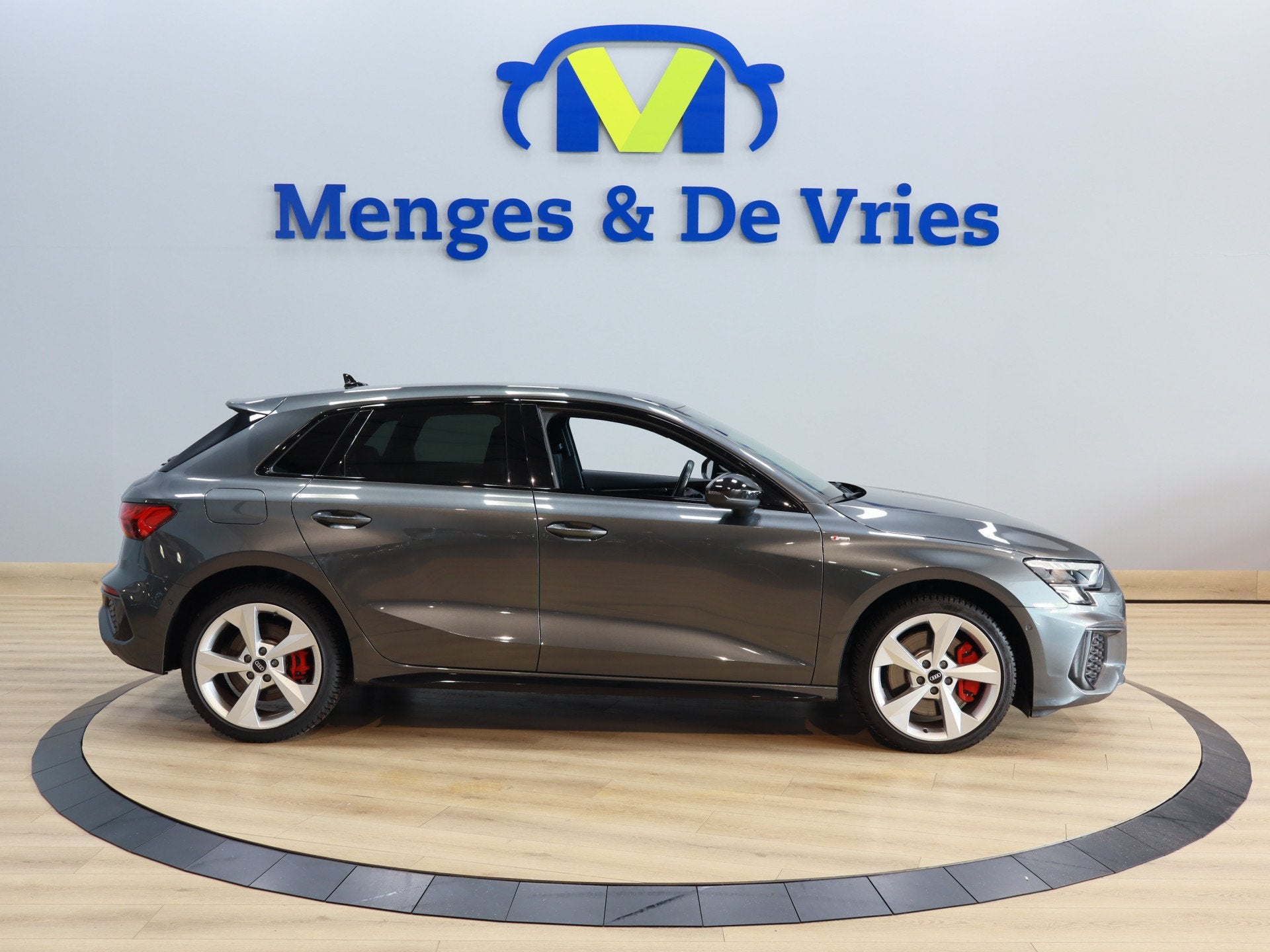 Audi A3 Sportback 45 TFSI e S edition Competition 3x S Line, Auto's, 12 maanden, Automatische klimaatregeling, Gebruikt, 4 cilinders