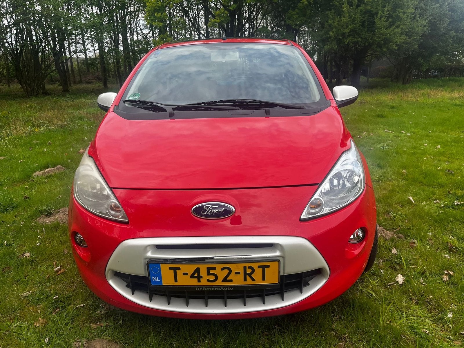 Foto 3 van Ford Ka 1.2 51KW 2010 Rood