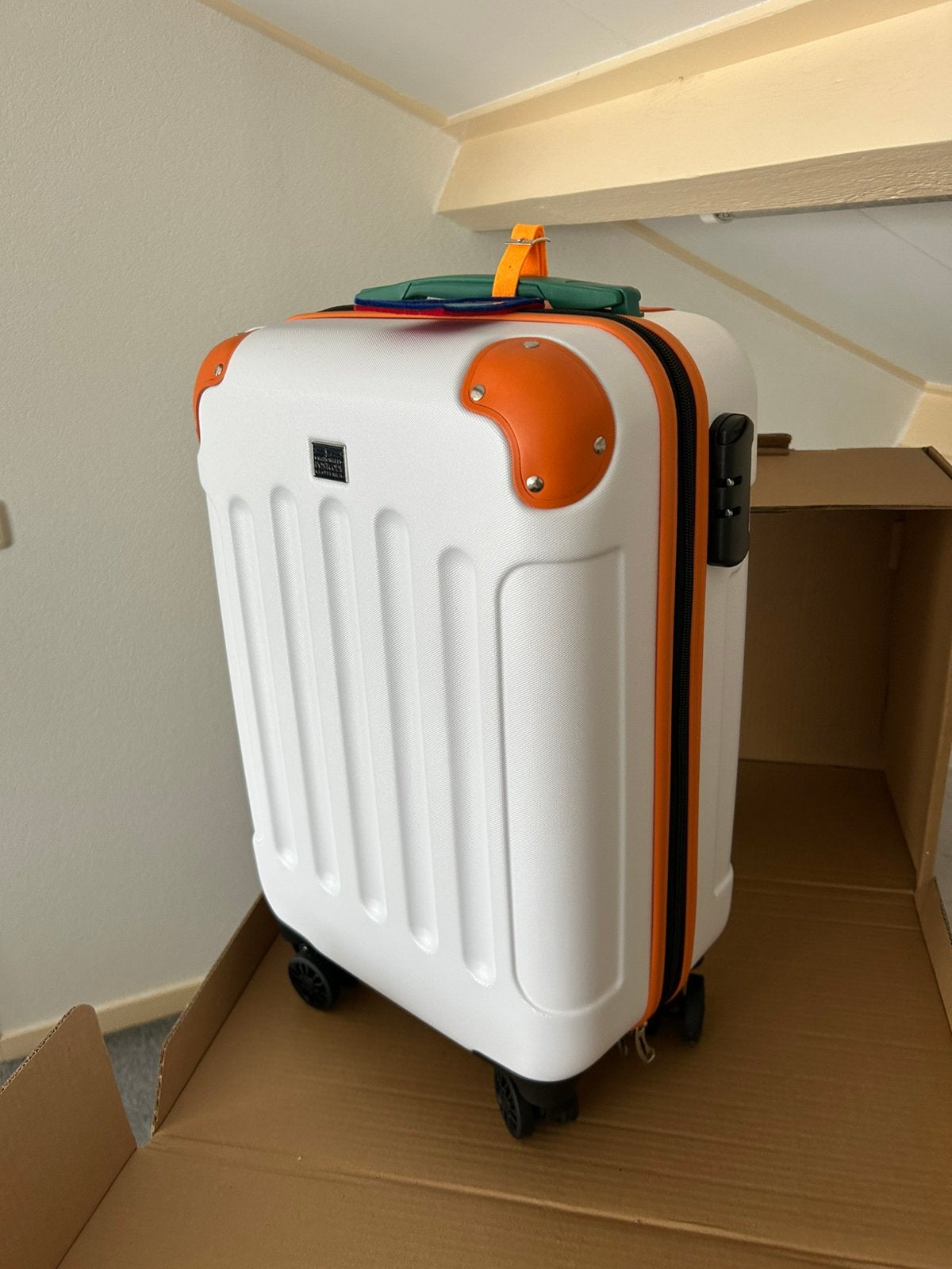 Handbagage koffer, 50 tot 60 cm, Hard kunststof, Nieuw, Ophalen of Verzenden