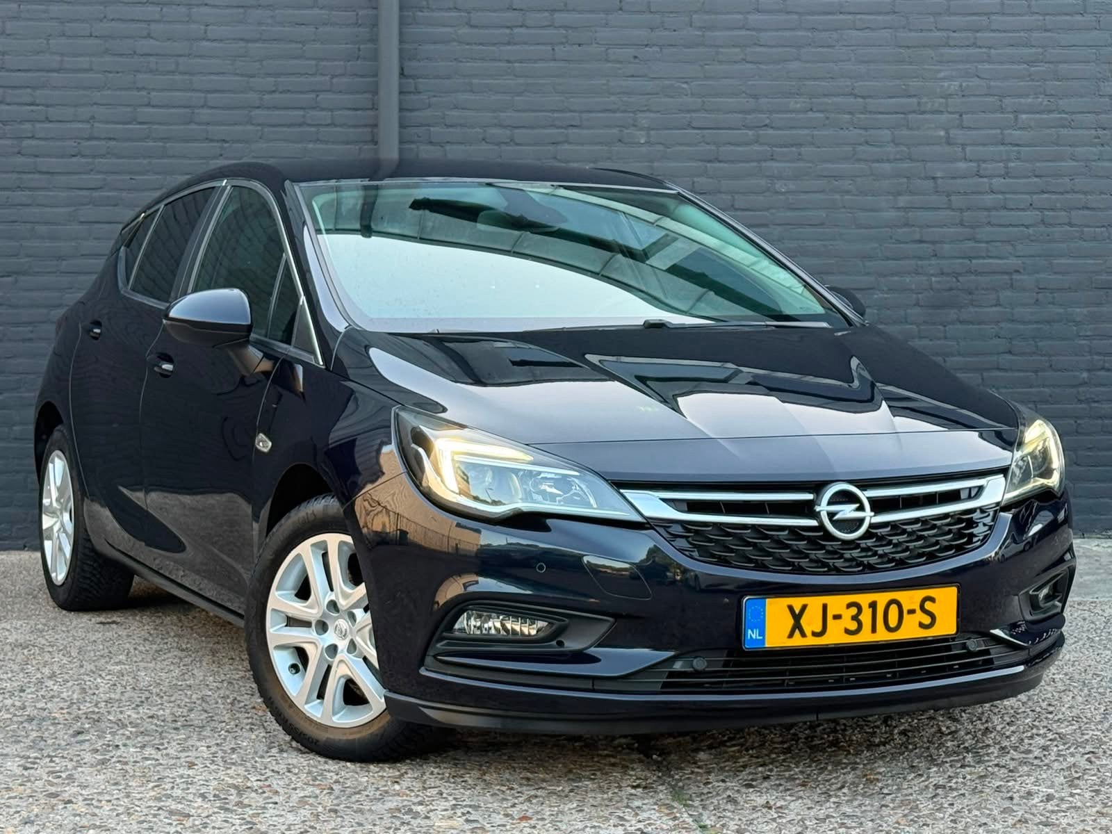 Opel Astra 1.0 Online Edition|FACELIFT|LED|PDC|NAVI|AIRCO|NW, Auto's, Stof, Gebruikt, Euro 6, Start-stop-systeem