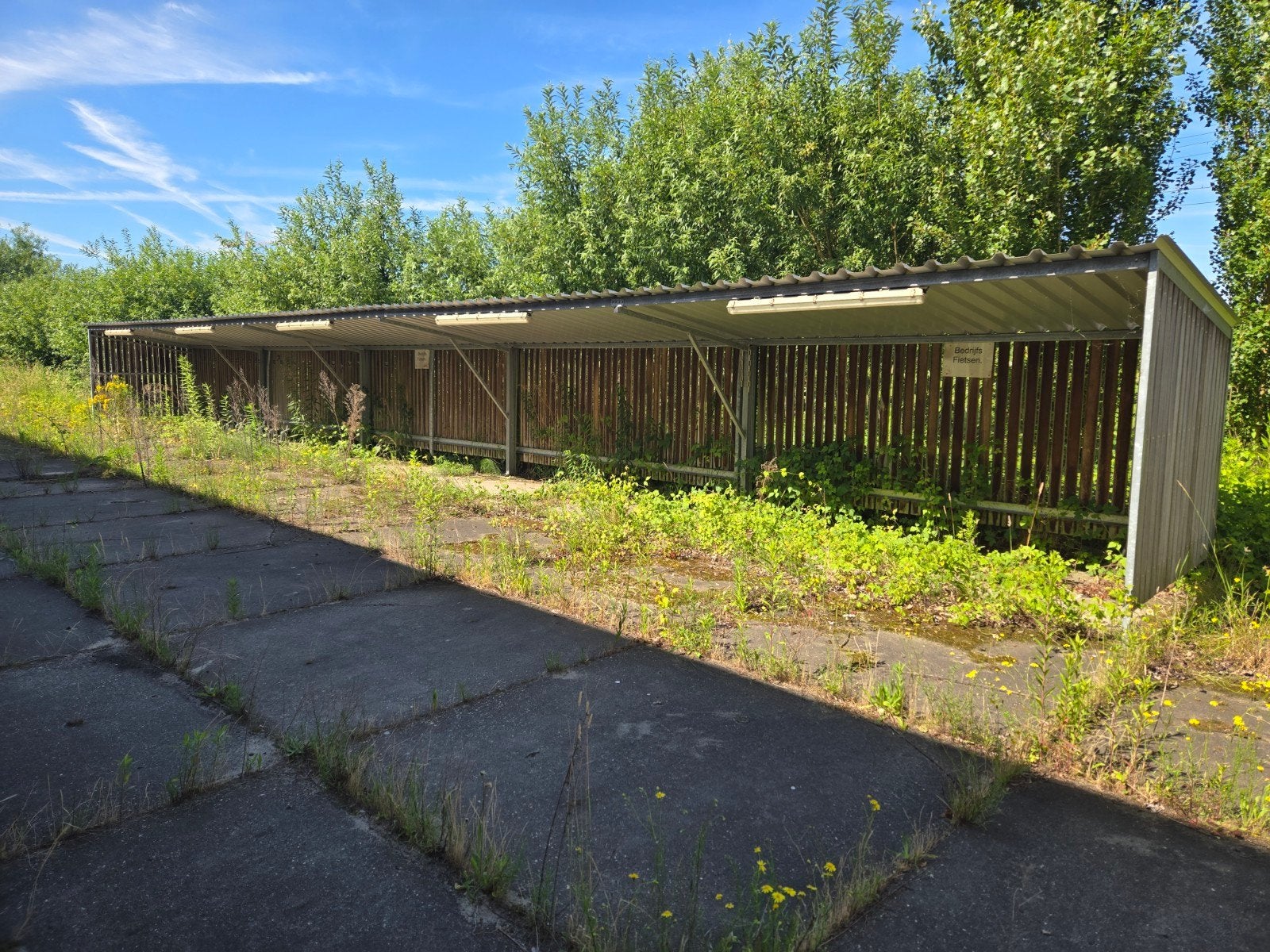 Fietsenstalling/ opberg hok / carport, Ophalen, Gebruikt, Overige typen