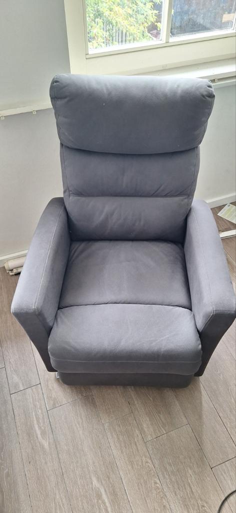 Comfortabele relax fauteuil stoel - Leenbakker, Huis en Inrichting, Ophalen, Gebruikt, Minder dan 75 cm, Metaal
